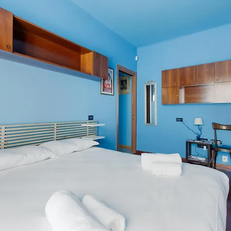 Roomy With Balcony!